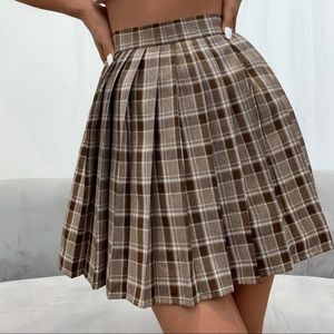 Khaki plaid skirt